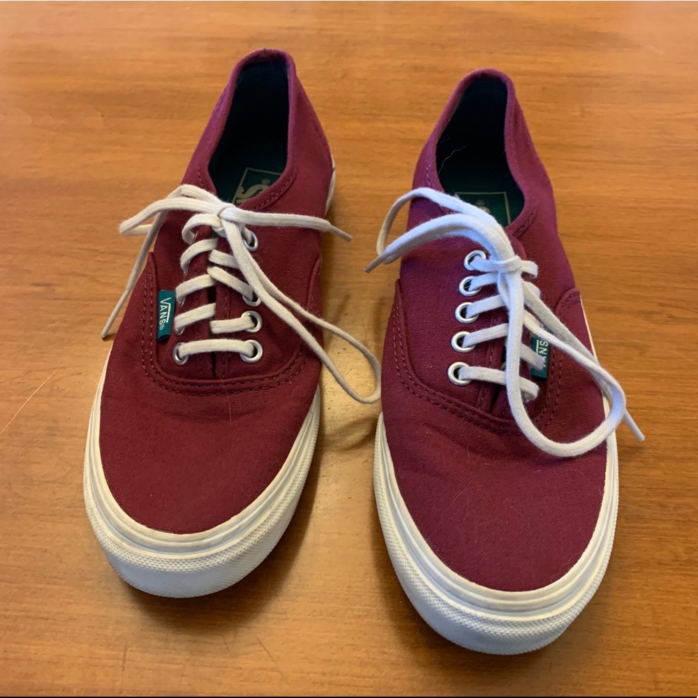 Maroon Vans - size 6 / 4.5 - never worn